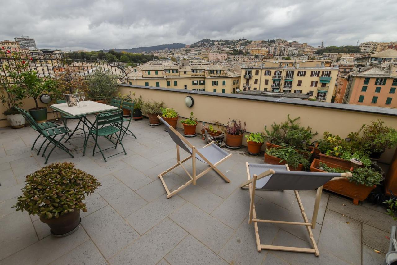 Altido Apt For 3 With Rooftop Balcony And Lovely Cityview Genoa Ngoại thất bức ảnh