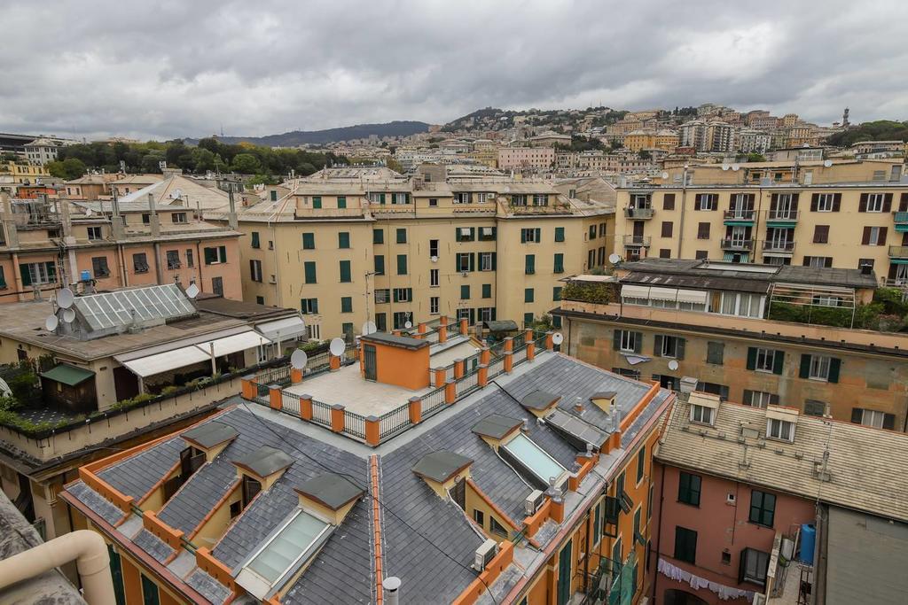 Altido Apt For 3 With Rooftop Balcony And Lovely Cityview Genoa Ngoại thất bức ảnh